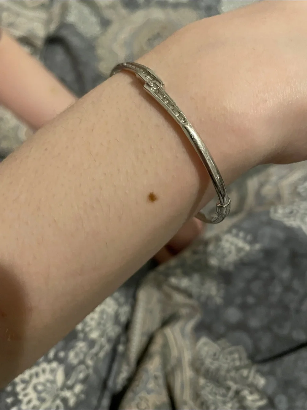 Vintage - Stamped 10k Hinged Bangle Bracelet